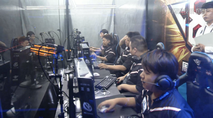 T1 所有玩家轮流赢得多波终局并扳平比分！ T1 1-1 G2